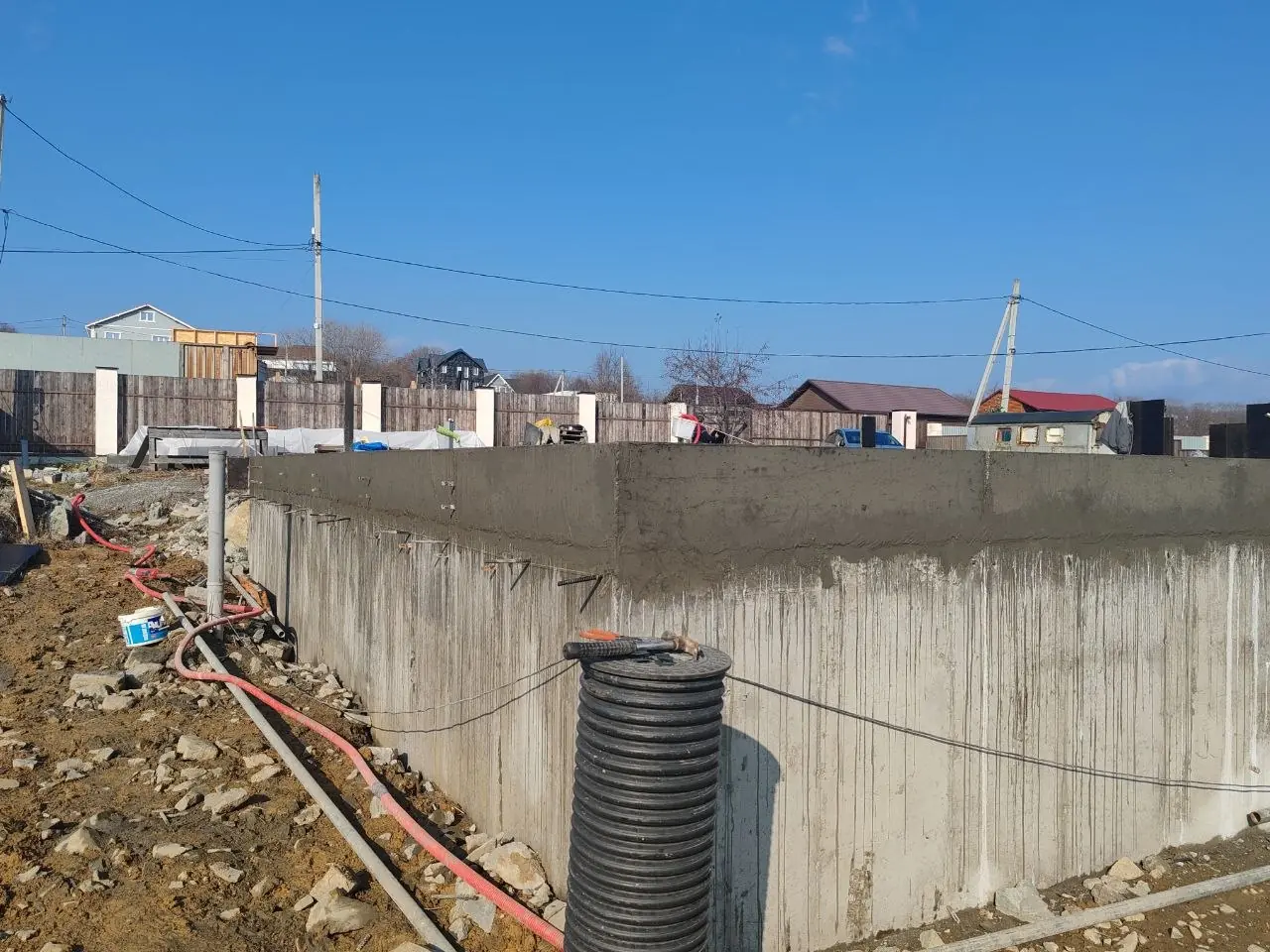 Фундаменты и монолит